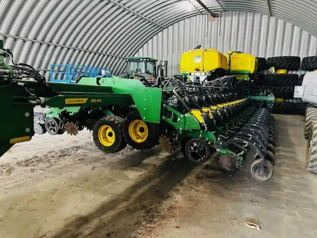 Photo de la Galerie 1 pour 2025 John Deere DB66 Planteur