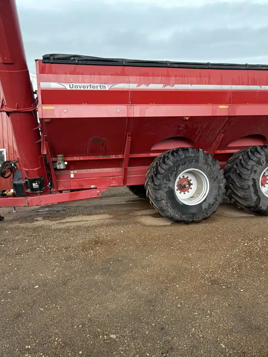 Gallery image 1 for 2019 Unverferth 2020 Grain Cart