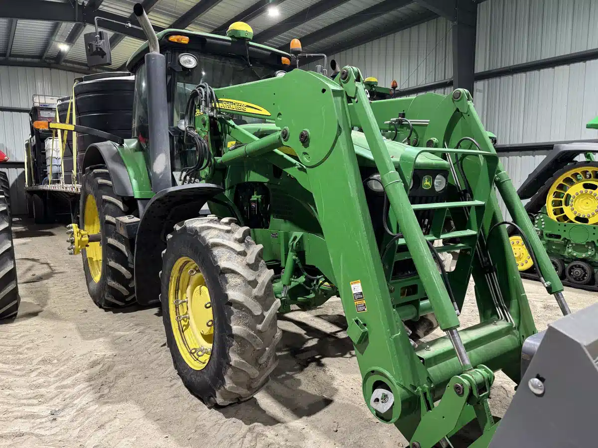 Gallery image 2 for 2008 John Deere 7930 Tractor
