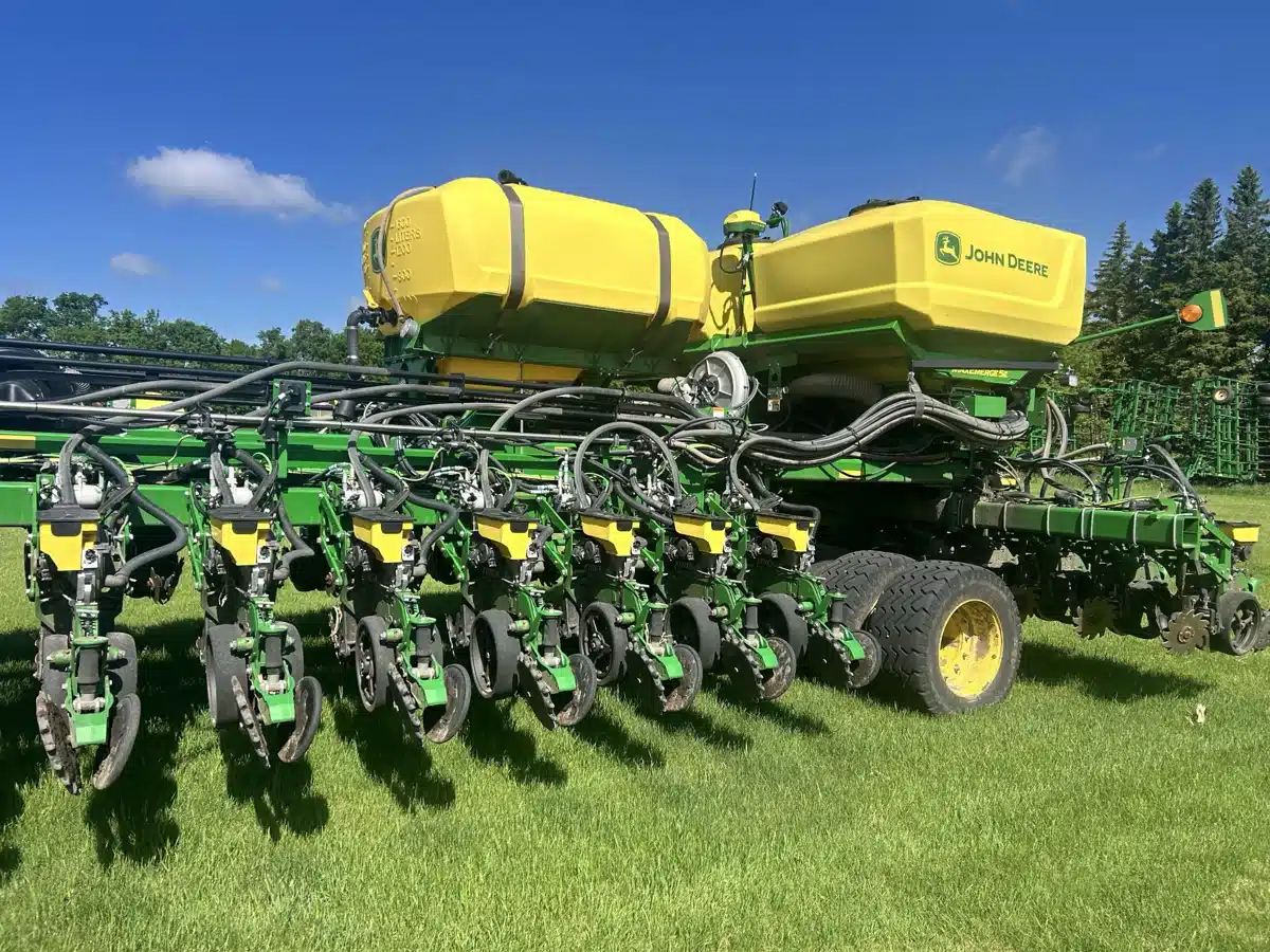 Photo de la Galerie 2 pour 2022 John Deere DB66 Planteur
