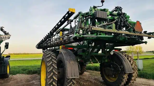 Photo de la Galerie 2 pour 2021 John Deere R4045 Arroseur - Automoteur
