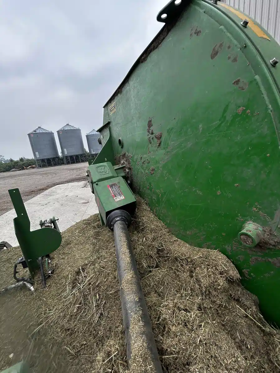 Photo de la Galerie 2 pour 2022 John Deere FC15M Débroussailleuse rotative