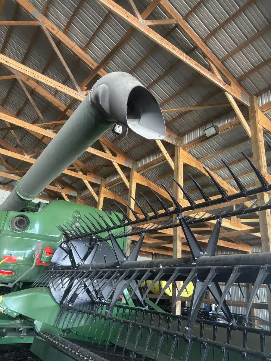 Gallery image 1 for 2023 John Deere S790 Combine