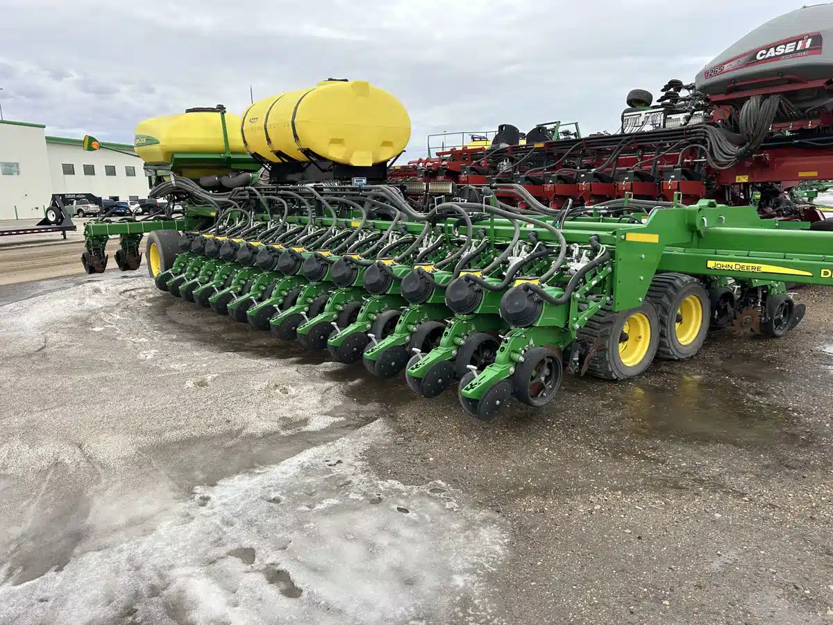 Gallery image 2 for 2020 John Deere DB66 Planter