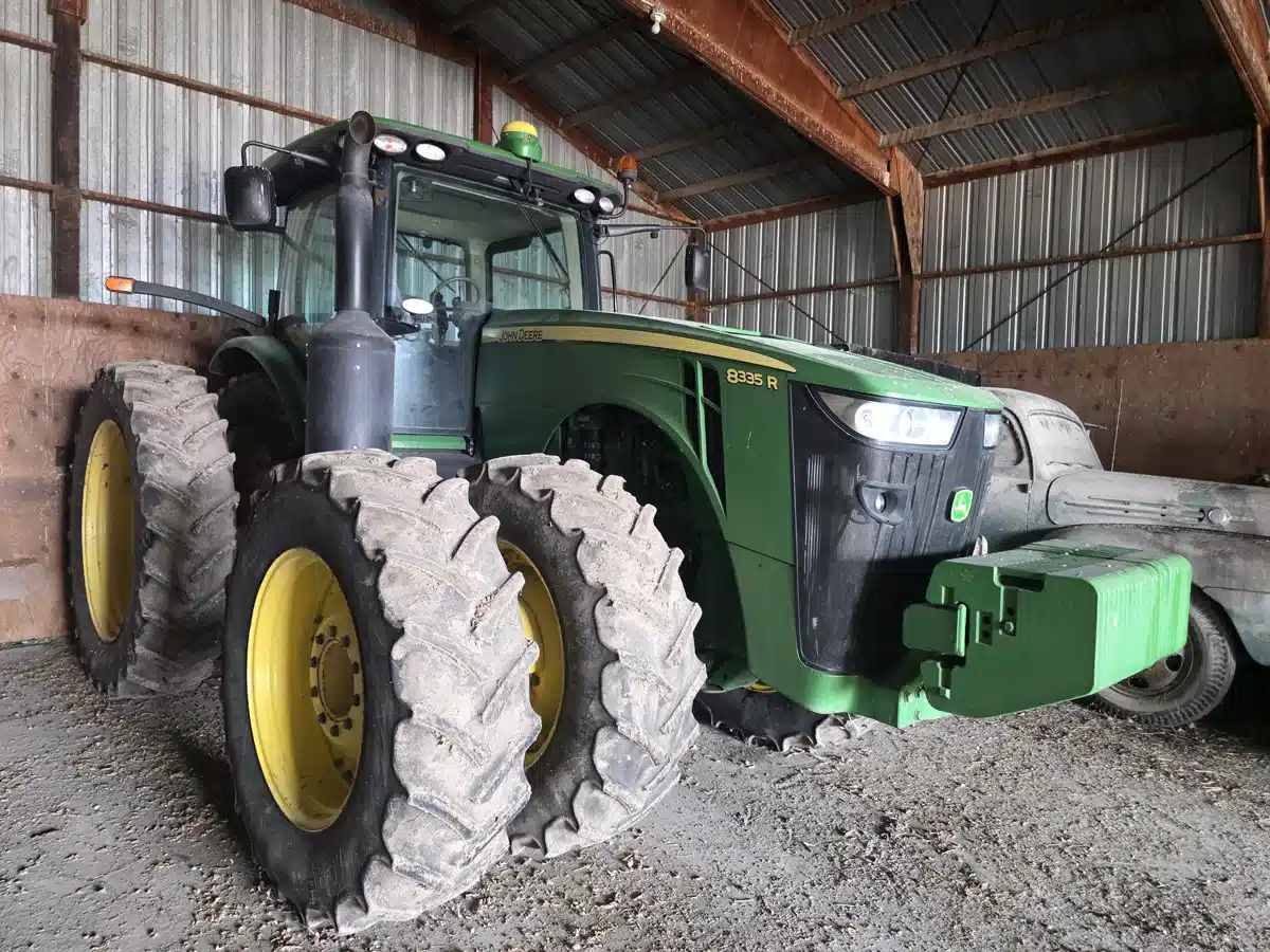 Gallery image 1 for 2013 John Deere 8335R Tractor