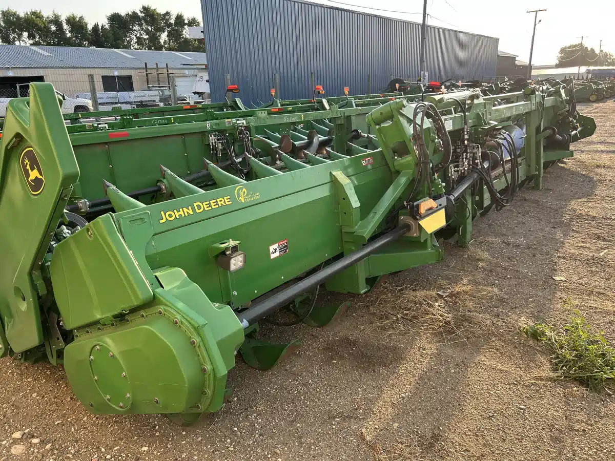 Photo de la Galerie 1 pour 2024 John Deere C18F Nez - Maïs