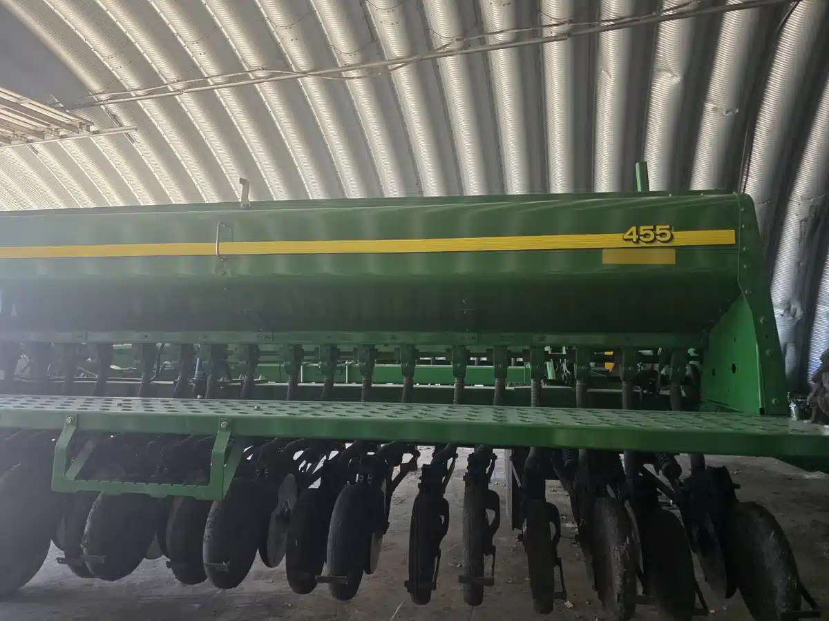 Gallery image 2 for 2013 John Deere 455 Drill
