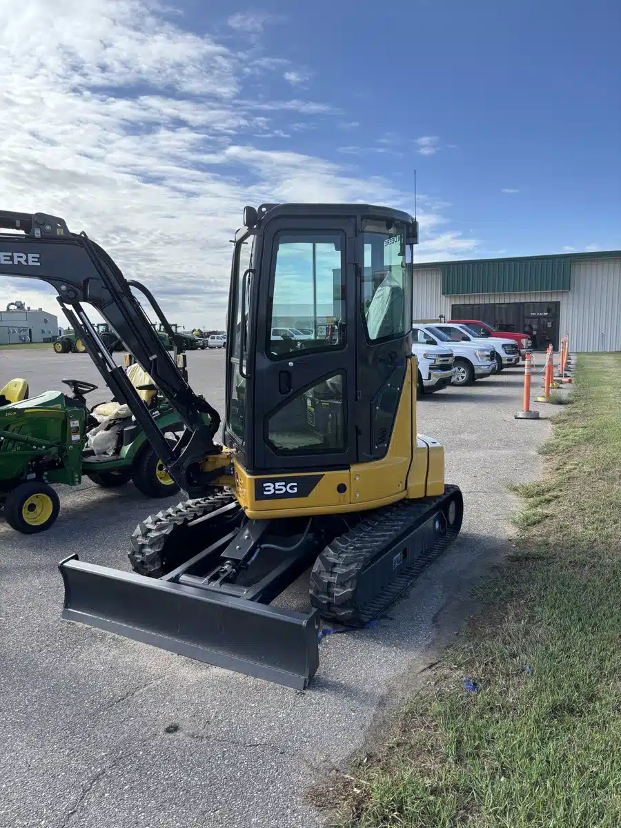 Gallery image 1 for 2022 John Deere 35G Excavator