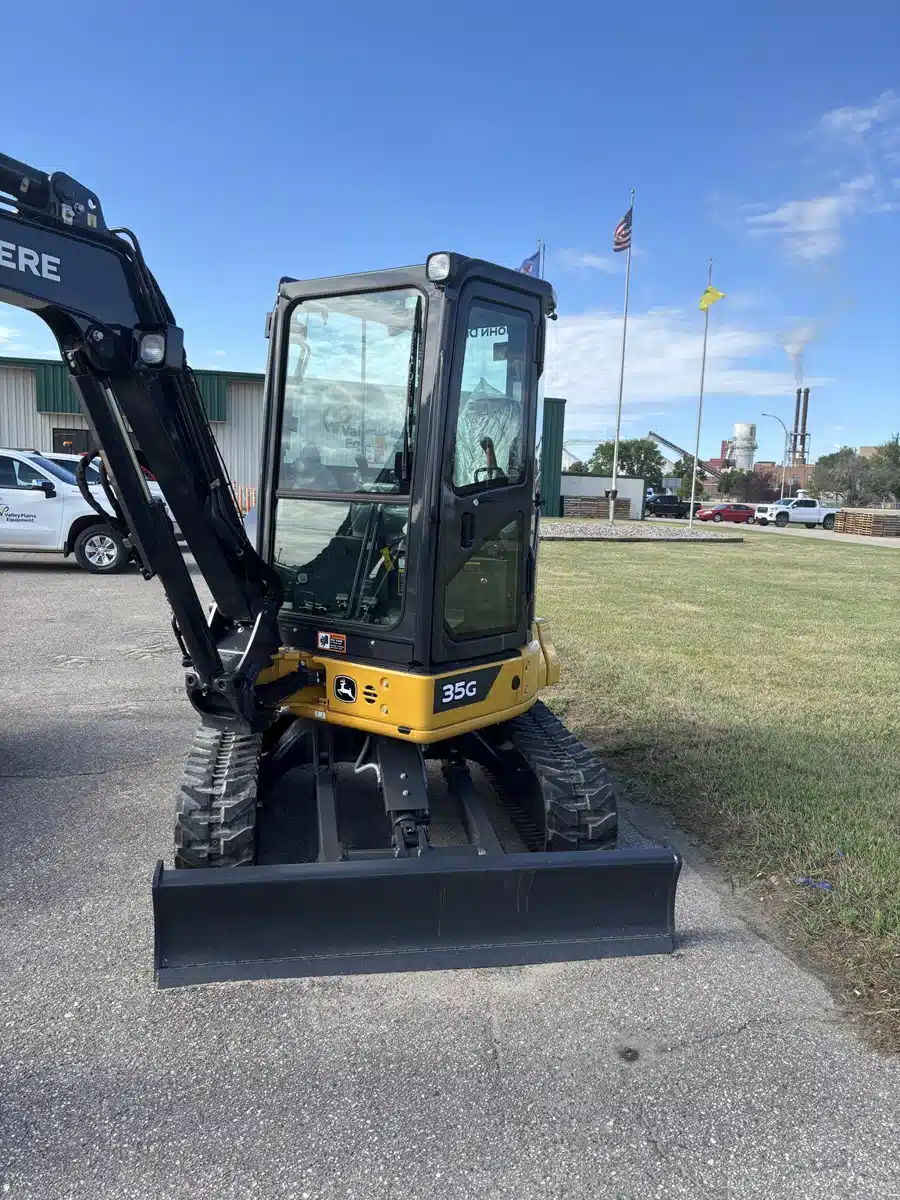 Gallery image 2 for 2022 John Deere 35G Excavator
