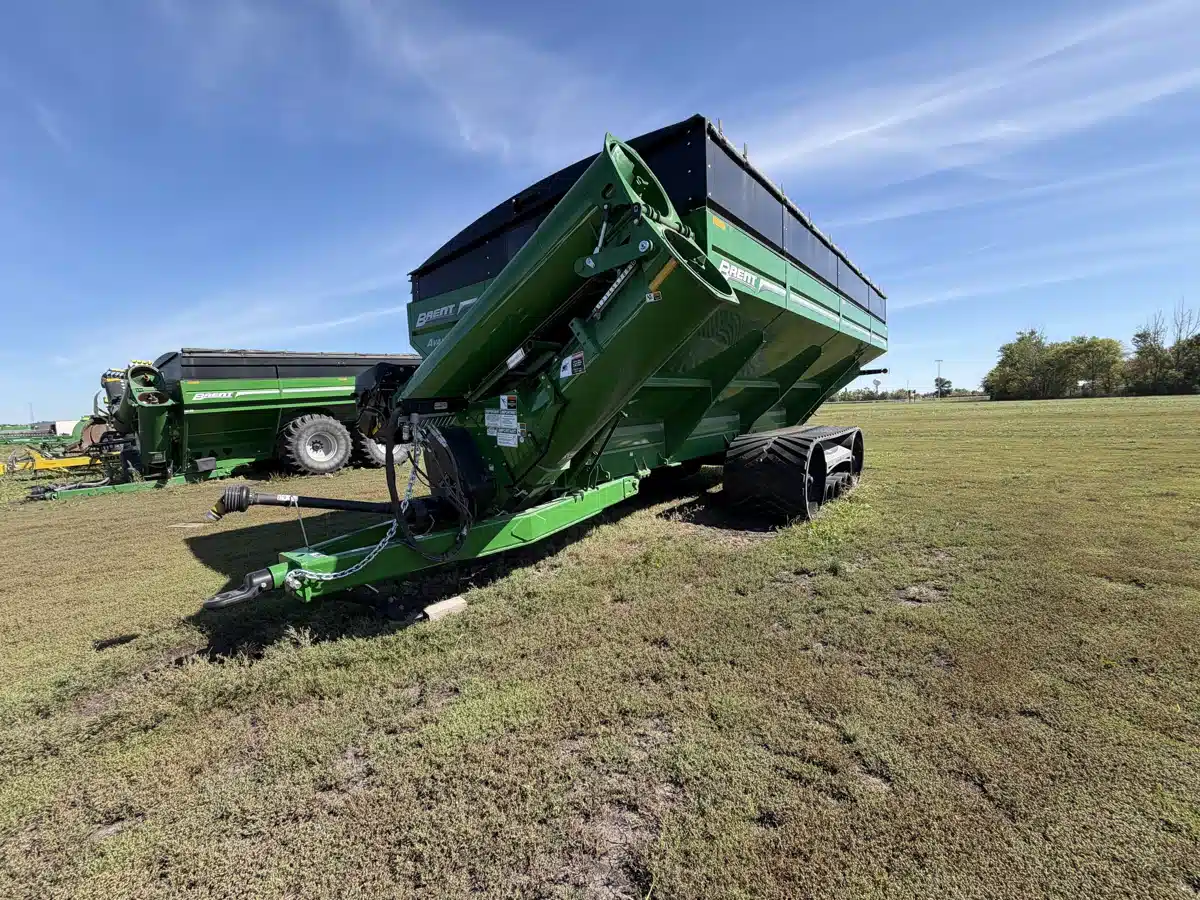 Gallery image 1 for 2026 Brent 2098 Grain Cart