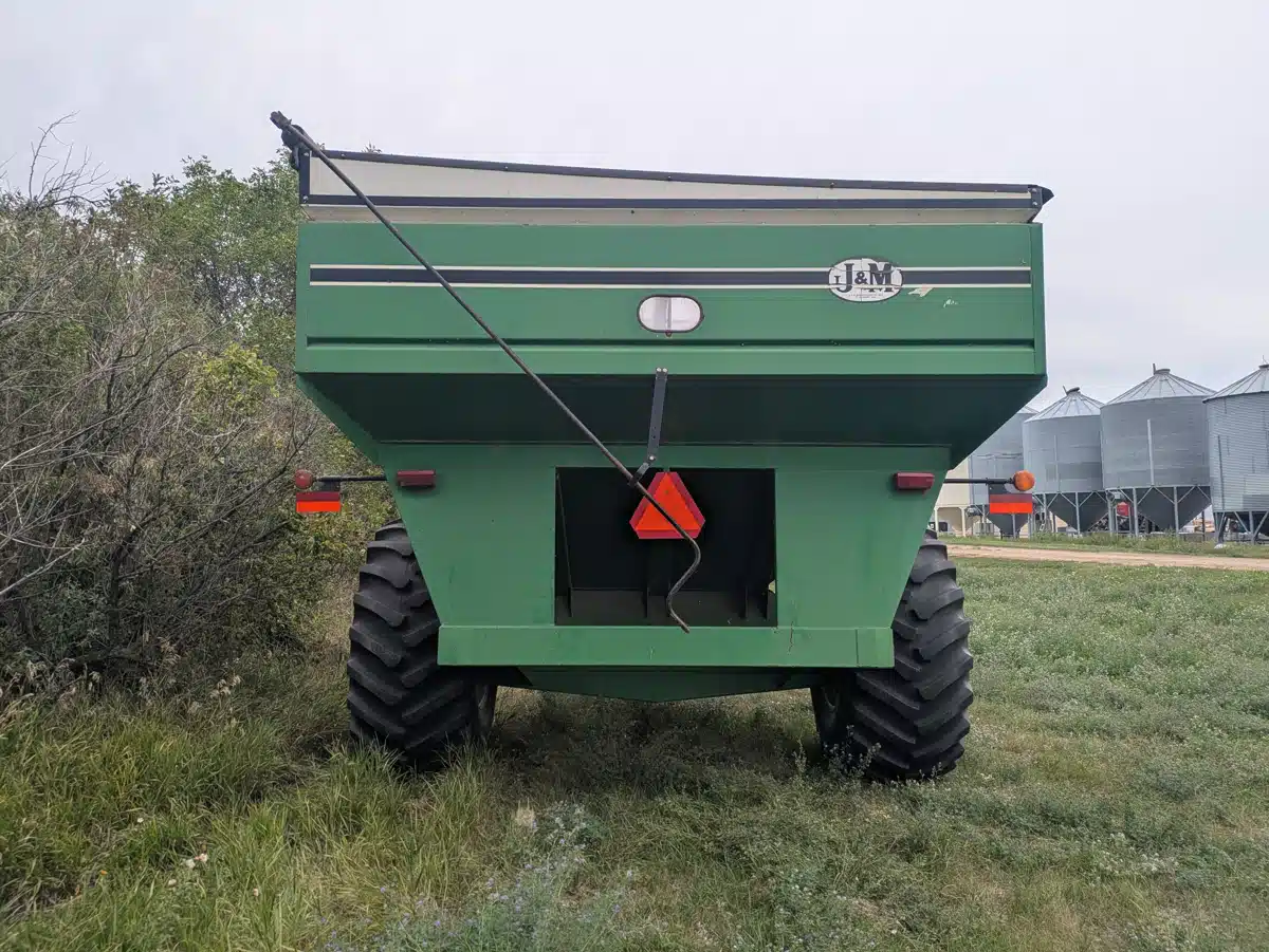 Photo de la Galerie 2 pour 2000 J&M 875 Chariot à Grain