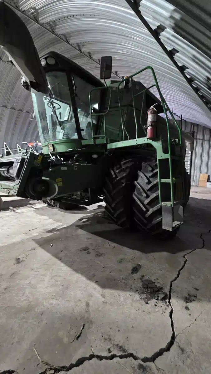 Gallery image 1 for 2010 John Deere 9870 STS Combine