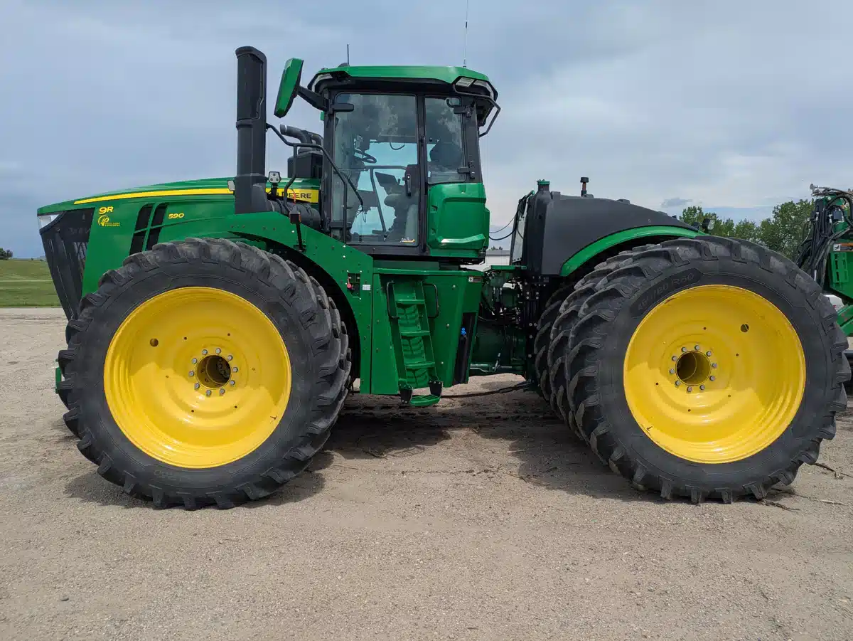 Gallery image 2 for 2024 John Deere 9R 590 Tractor