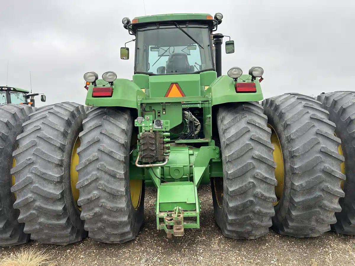 Gallery image 2 for 2004 John Deere 9420 Tractor