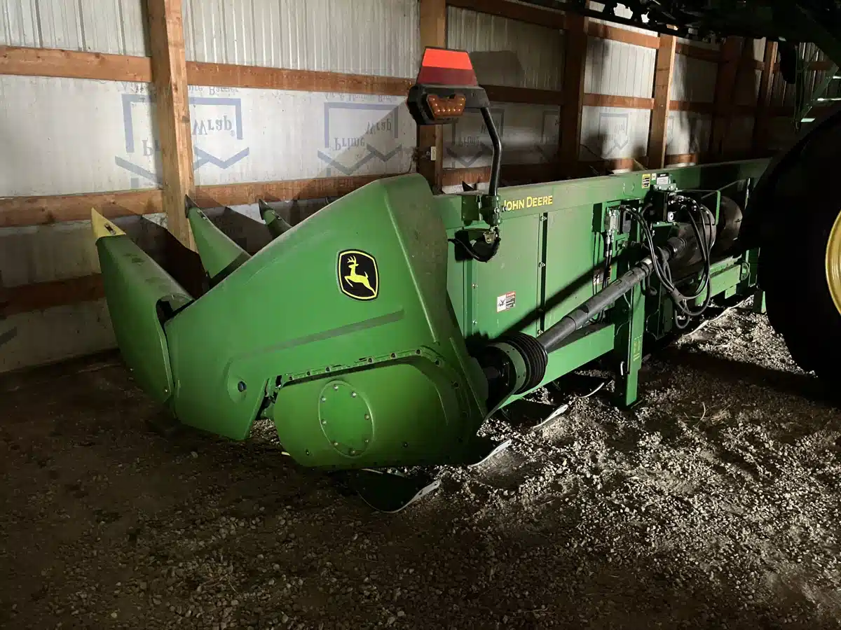 Gallery image 2 for 2023 John Deere C12R Header - Row Crop