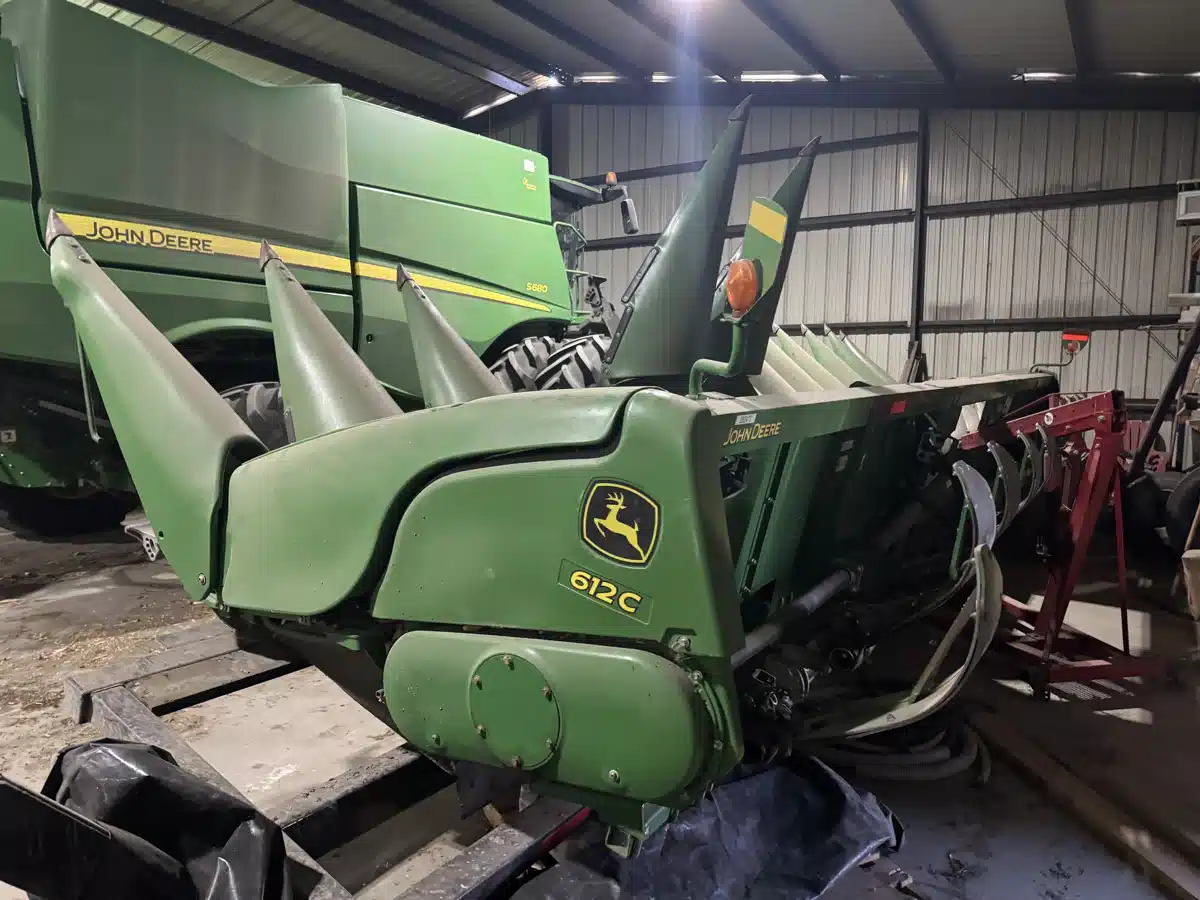 Photo de la Galerie 2 pour 2012 John Deere 612C Nez - Maïs