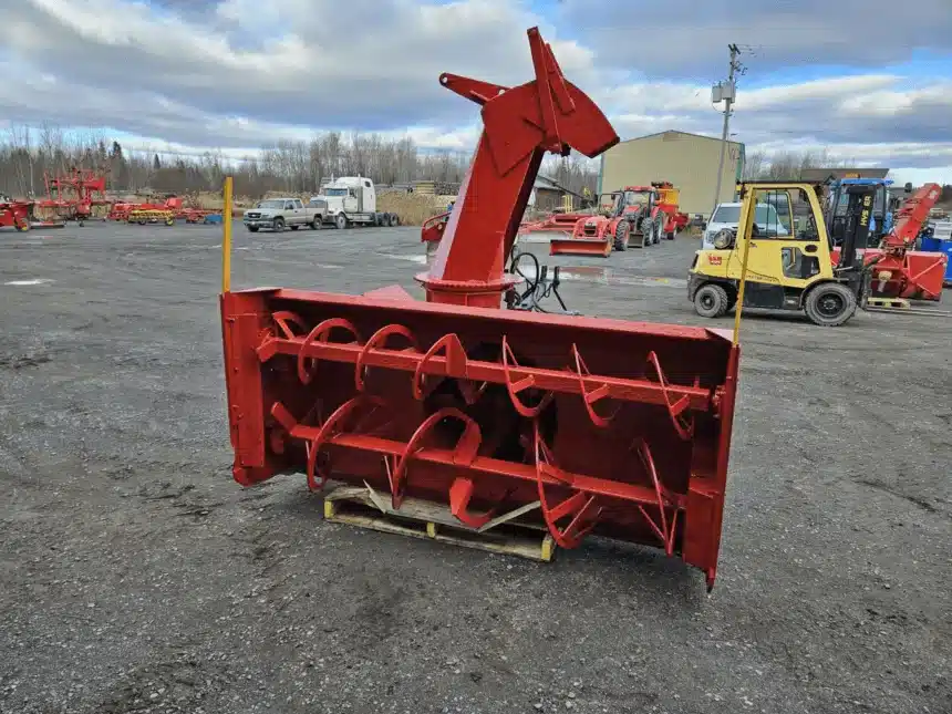 Image for Used Pronovost P-992 Snow Blower