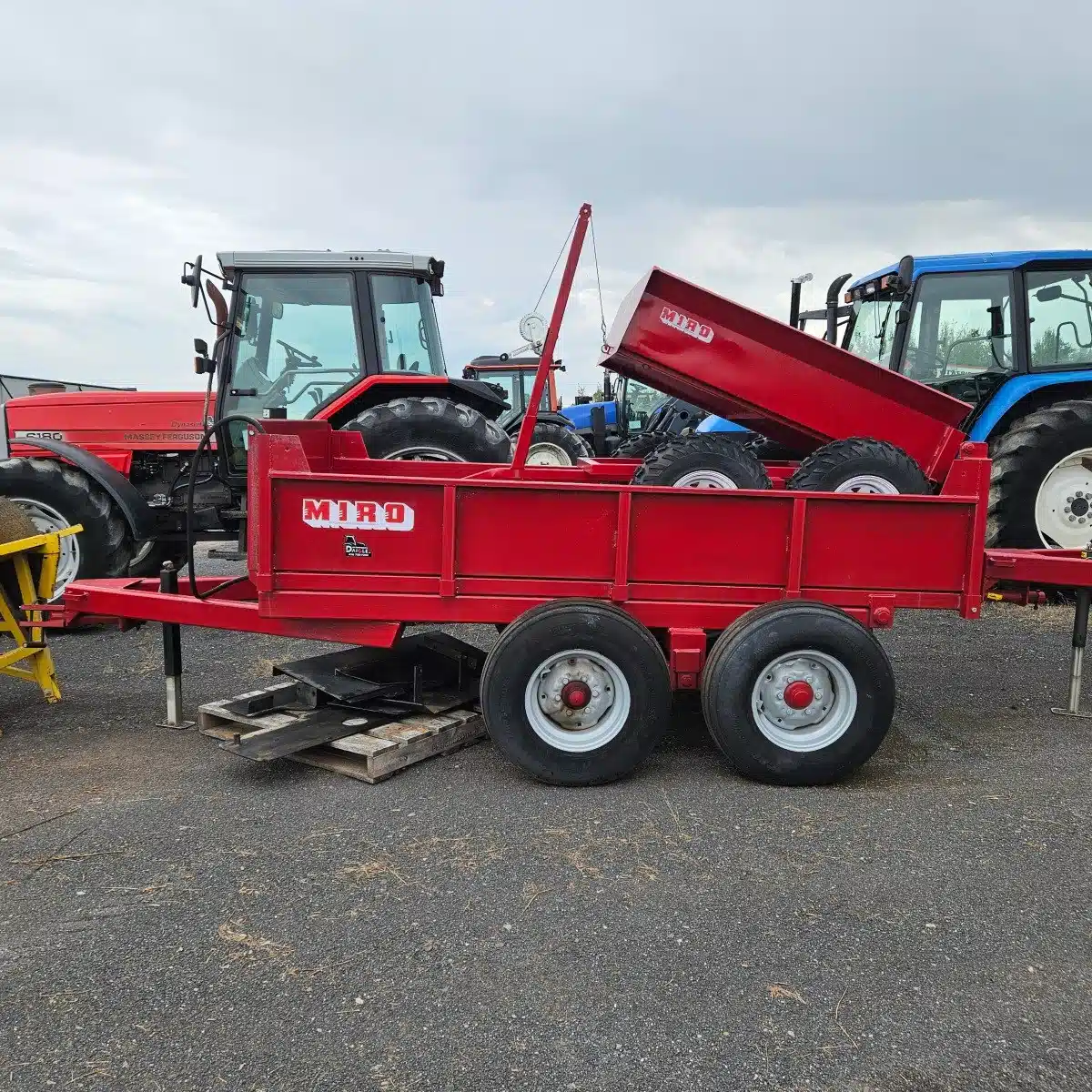 Used 2023 Miro RD-510 Trailer - Tilt Deck