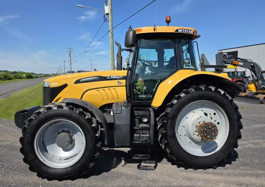 Gallery image 2 for Used 2012 Challenger MT575B Tractor