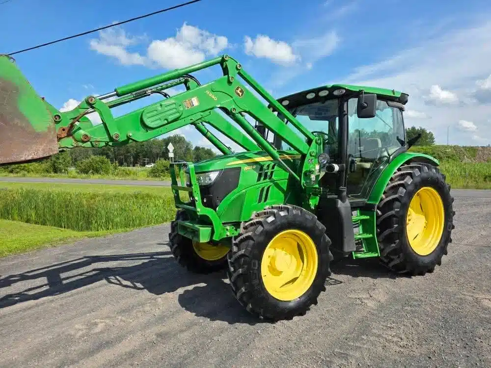 Gallery image 2 for Used 2014 John Deere 6125R Tractor