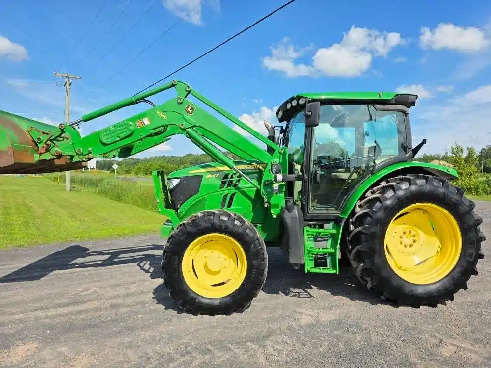 Gallery image 1 for Used 2014 John Deere 6125R Tractor