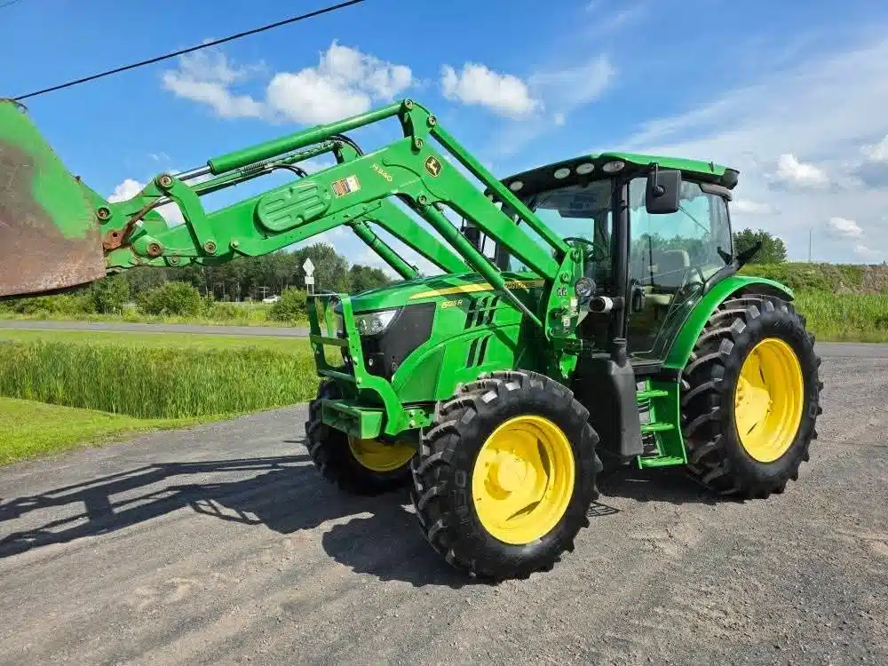 Gallery image 2 for Used 2014 John Deere 6125R Tractor