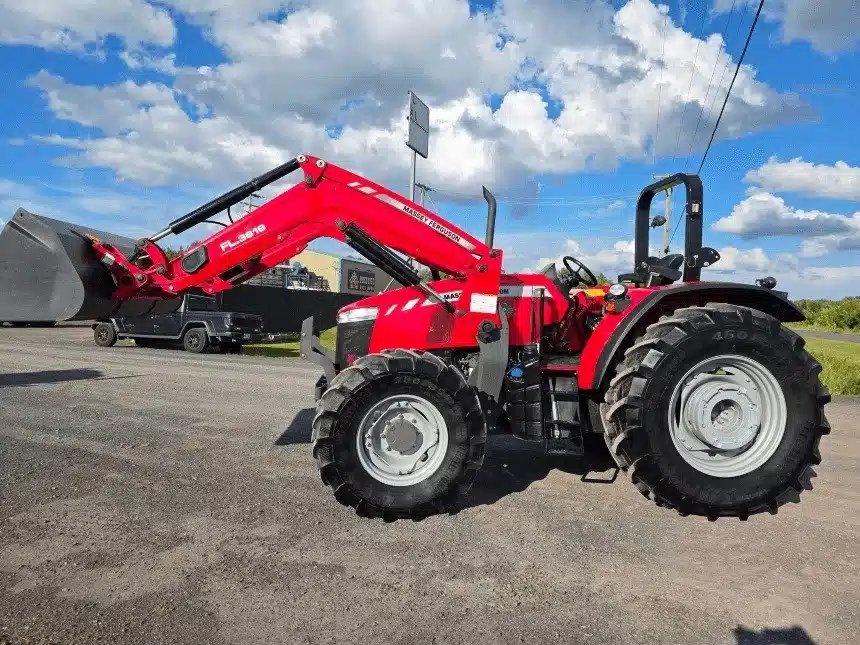 Used 2022 Massey Ferguson 5710 Tractor