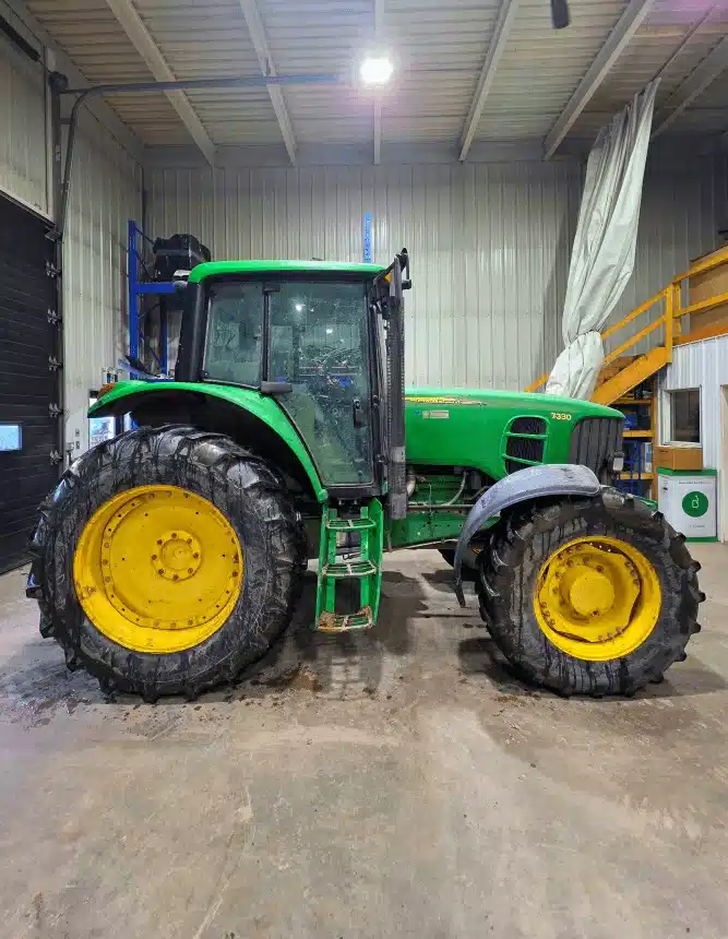 Used 2012 John Deere 7330 Tractor