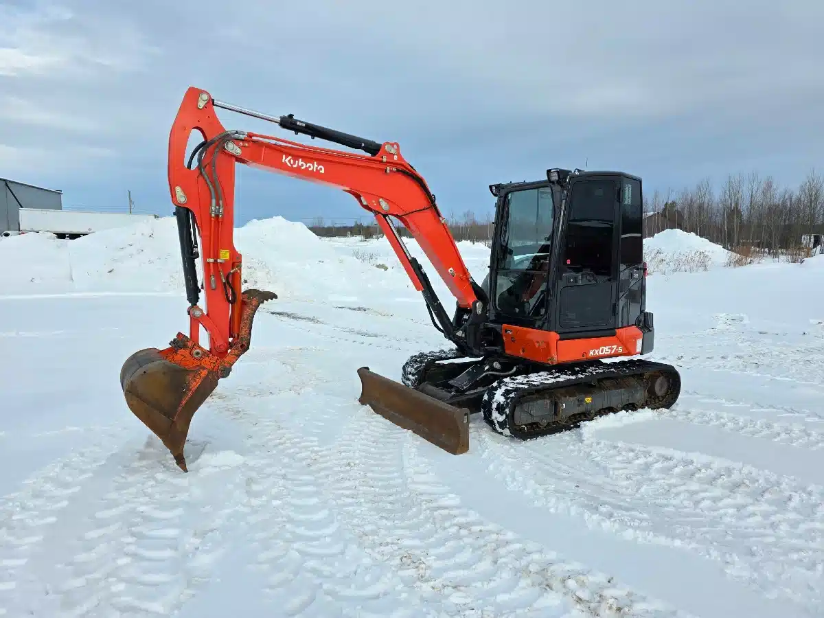 Gallery image 2 for 2022 Kubota KX057-5 Excavator