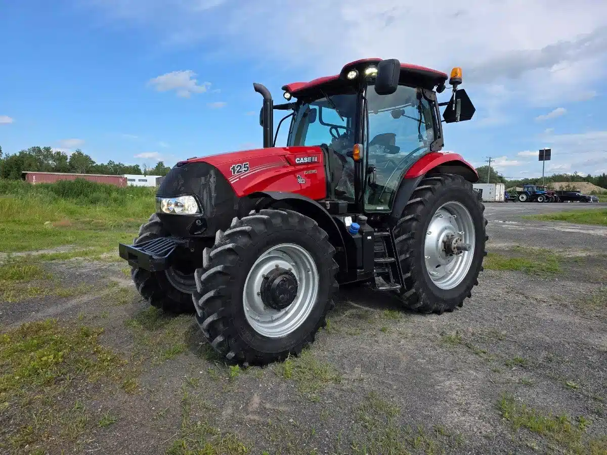 Gallery image 2 for 2016 Case IH MAXXUM 125 Tractor