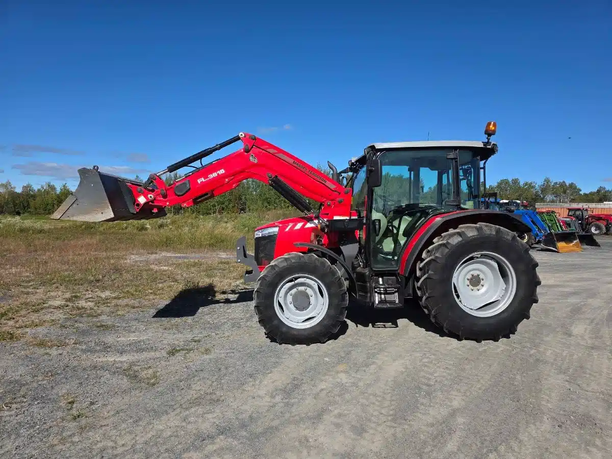 Gallery image 1 for 2019 Massey Ferguson 4709 Tractor