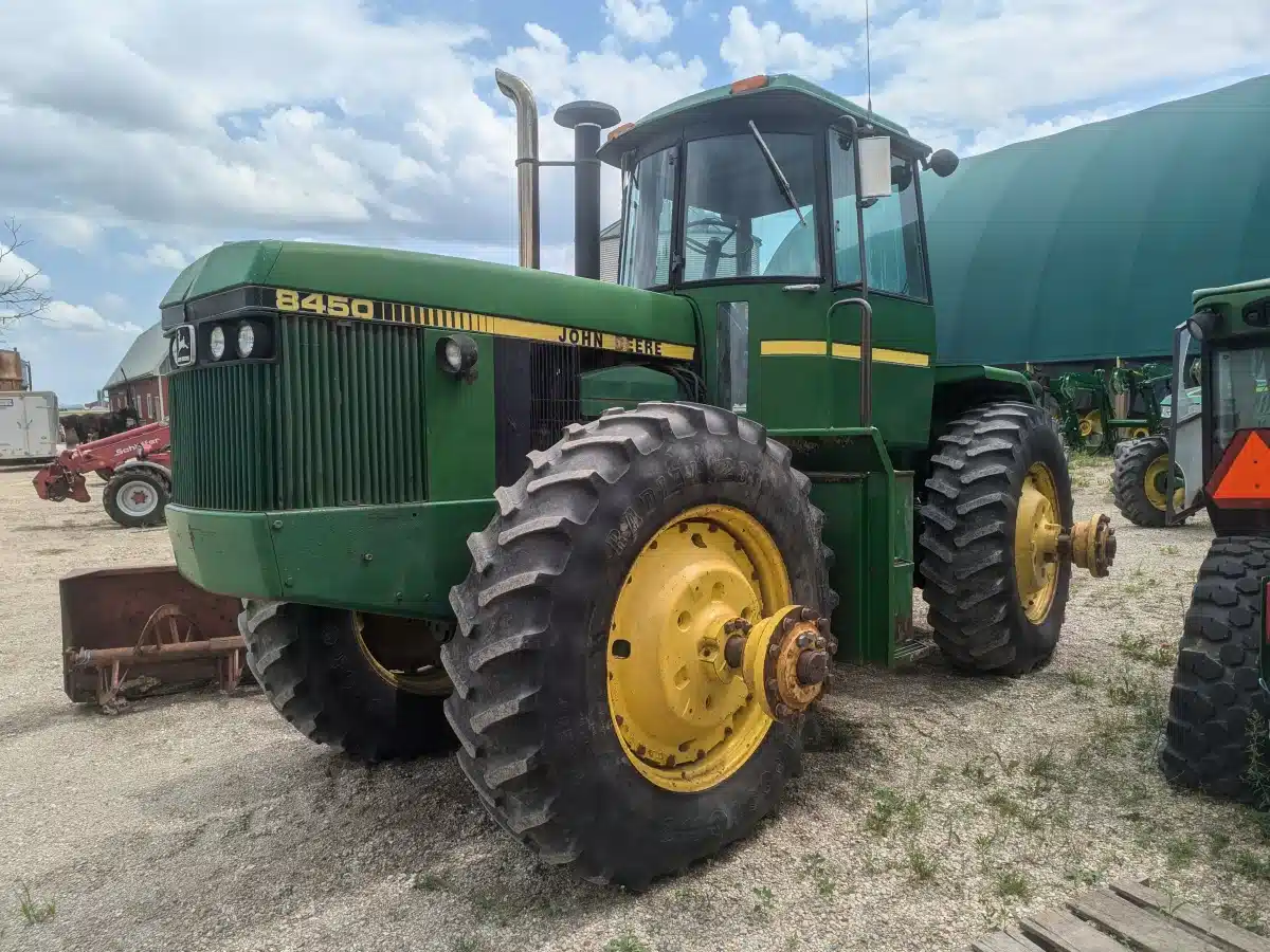 Gallery image 1 for Used John Deere 8450 Tractor