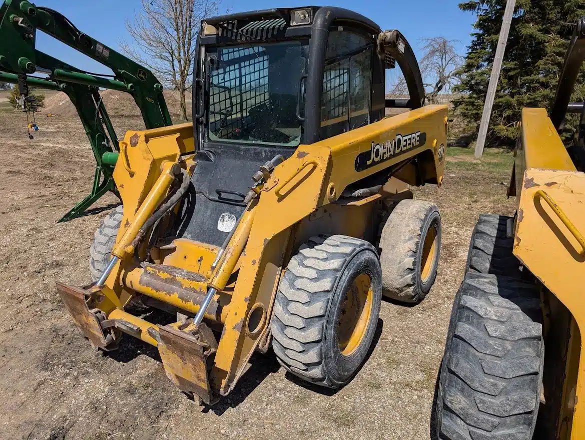 Gallery image 1 for Used John Deere 270 Skid Steer