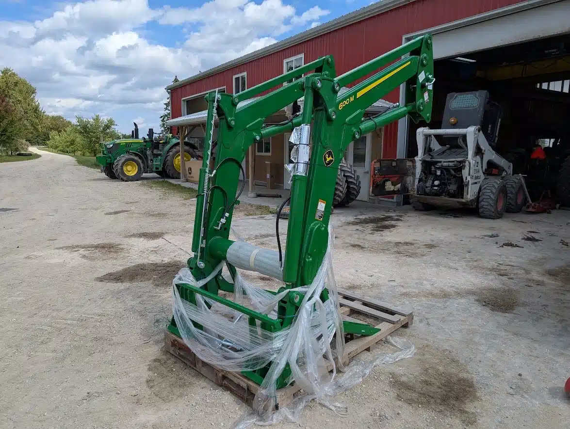 New John Deere 600M Front End Loader