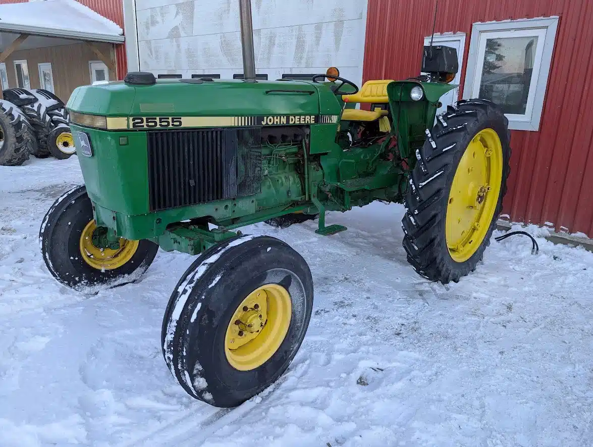 Used John Deere 2555 Tractor