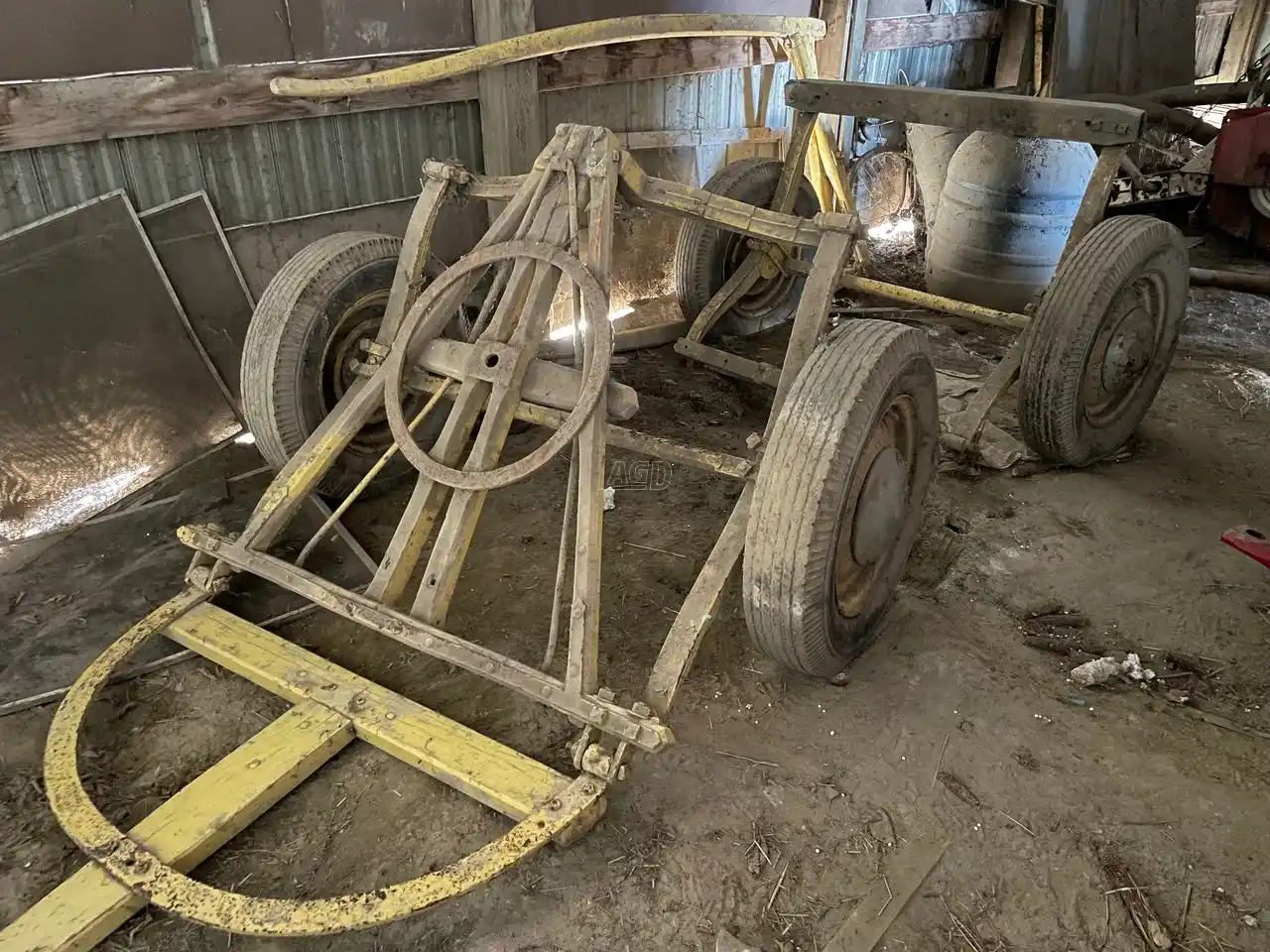 Gallery image 2 for Used Show Wagon Horse Equipment