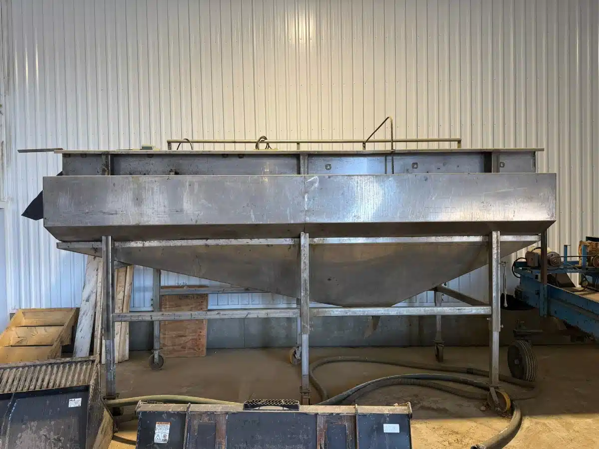 Gallery image 2 for Alliston Machinery 48" Brush Washer Potato Equipment