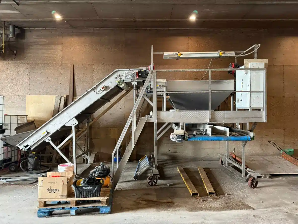 Gallery image 2 for Unspecified Herbert Mobile Grading Table Potato Equipment