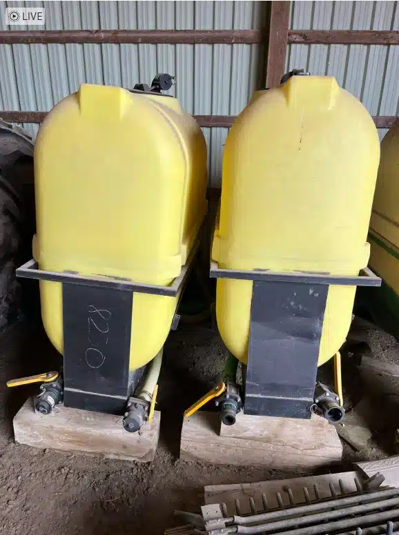 Gallery image 1 for Used Demco 250 Gallon Saddle Tanks Applicator