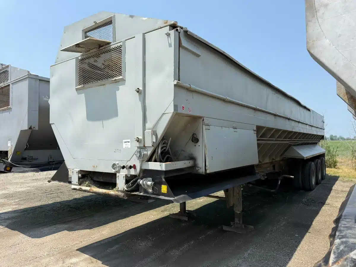 Gallery image 1 for Used 1995 Alliston Machinery 40' Live Bottom Produce Trailer Trailer - Live Bottom