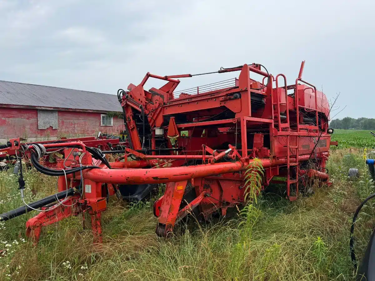 Gallery image 1 for Used Grimme GB1700 Potato Harvester