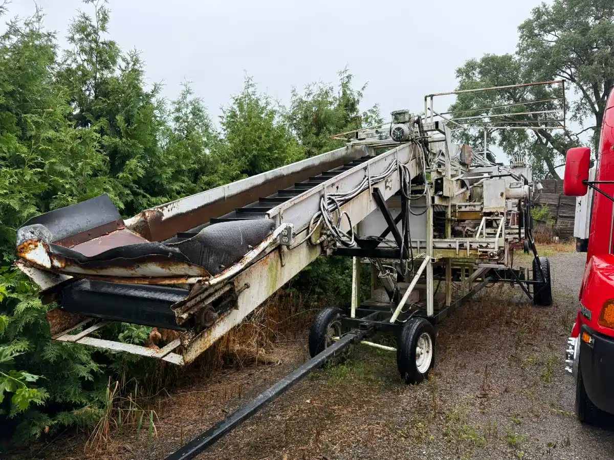 Gallery image 2 for Used Alliston Machinery Bin Piler Potato Equipment