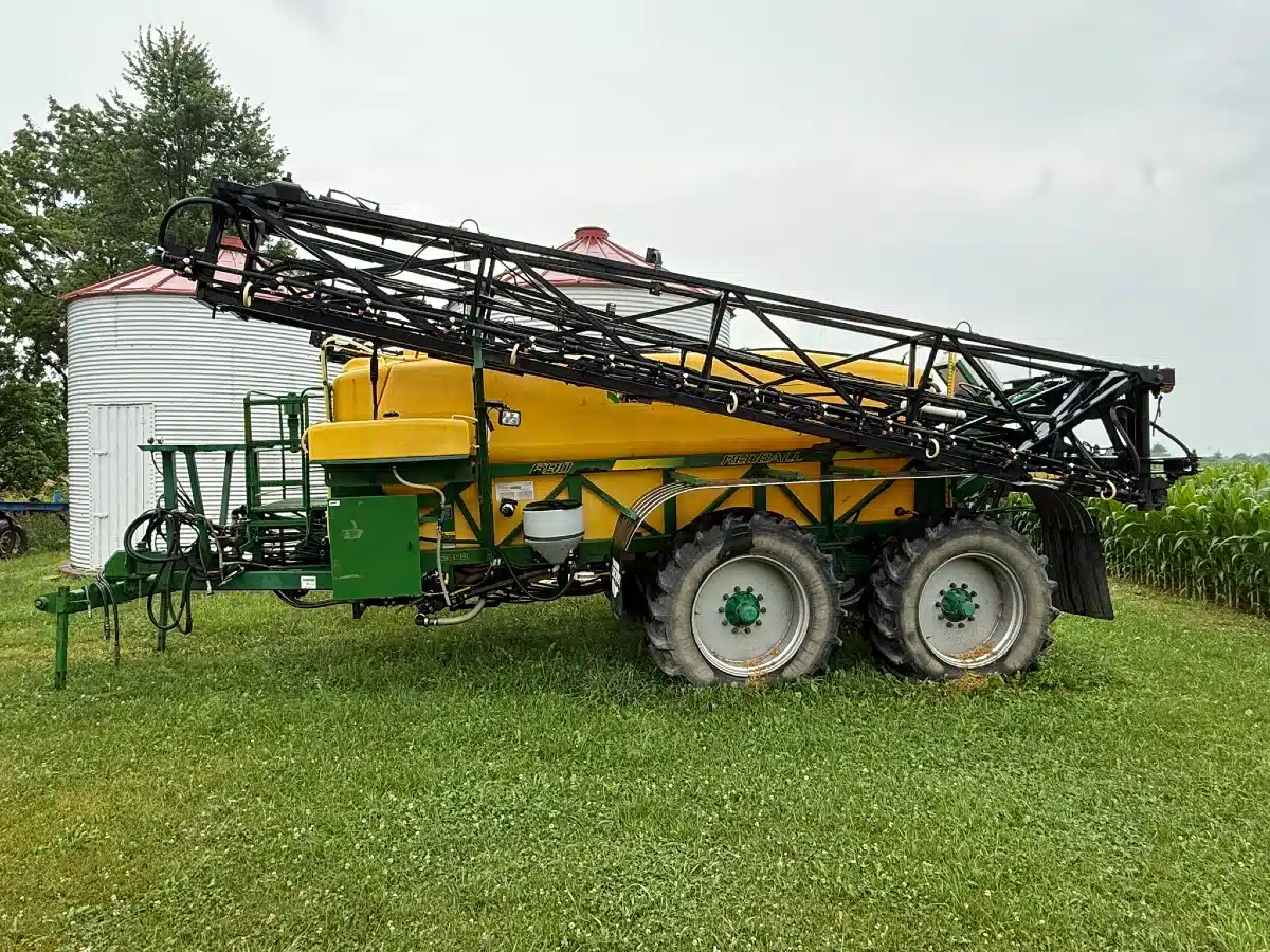 Gallery image 2 for Used Redball 690 Sprayer - Pull Type