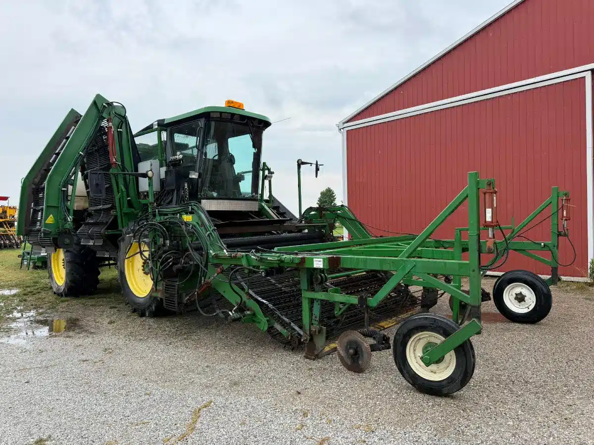 Gallery image 1 for Unspecified SOLD! Cucumber Harvester Vegetable Harvester