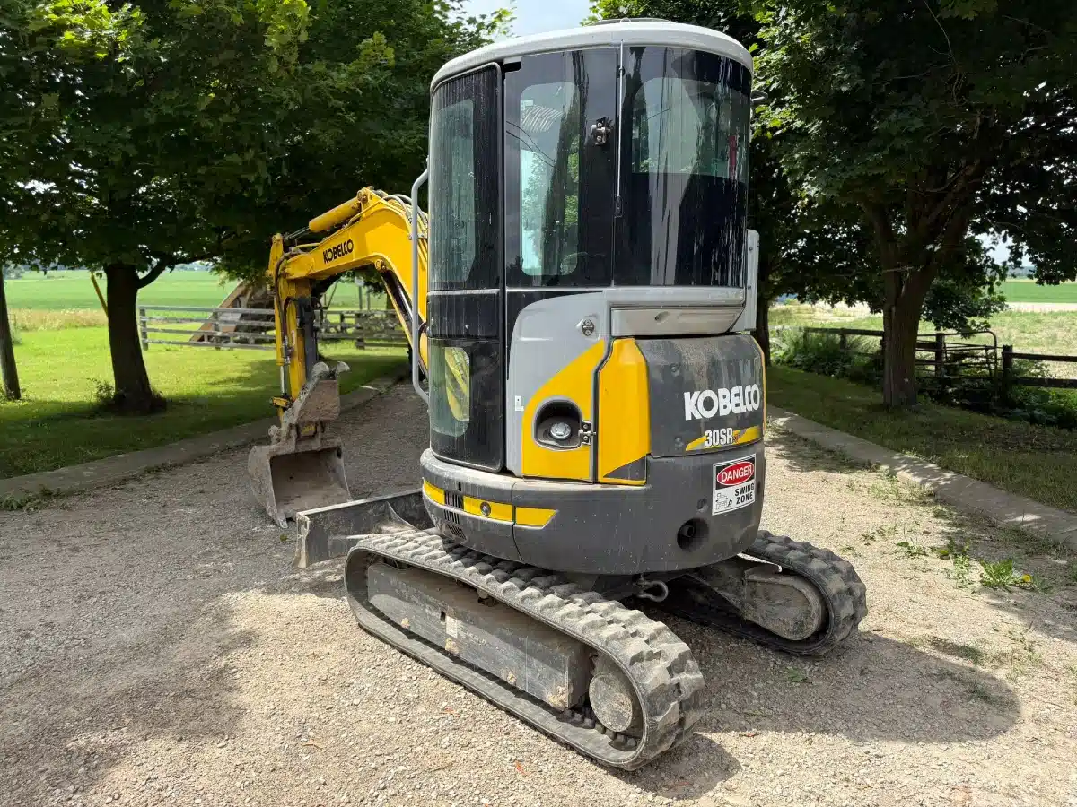 Gallery image 2 for Used Kobelco SK30SR-3 Excavator