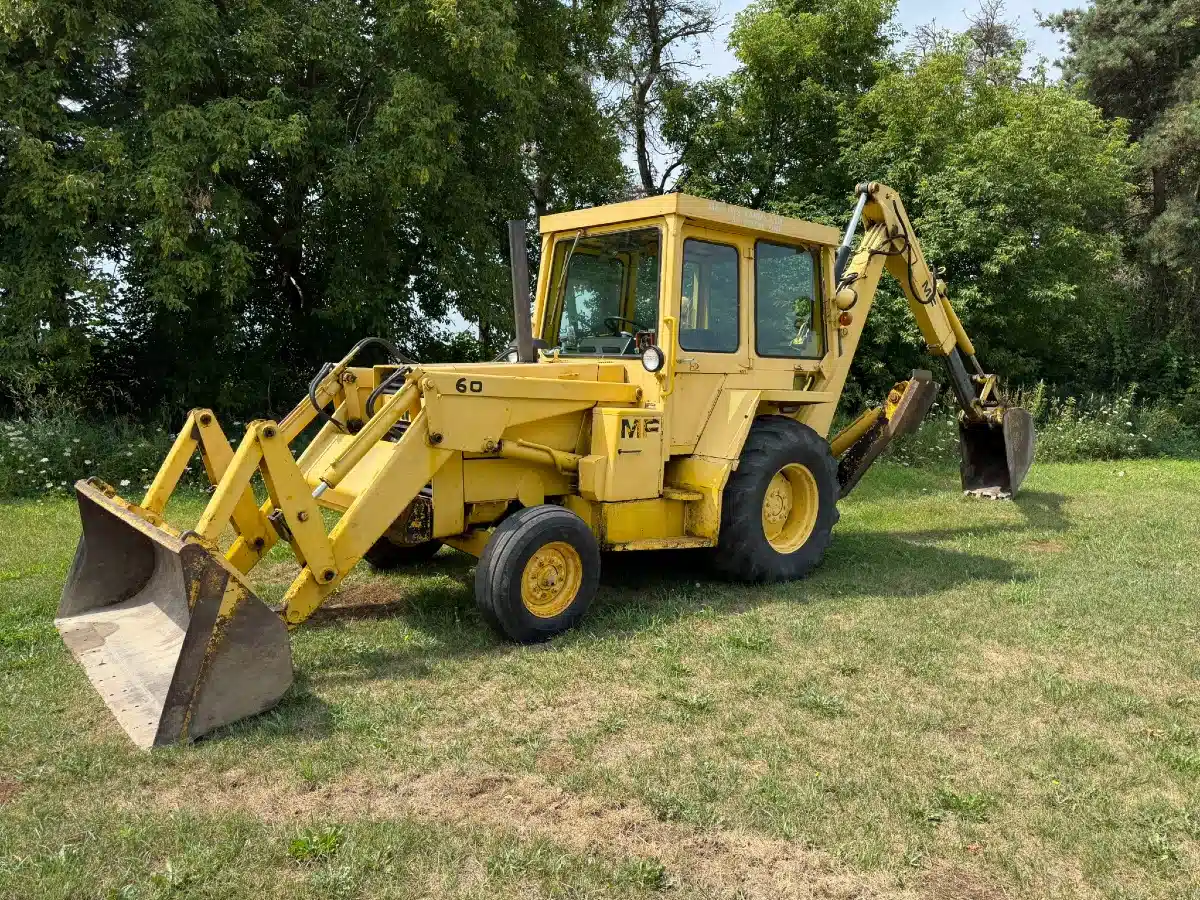 Gallery image 1 for Used 1979 Massey Ferguson 60 Backhoe Loader