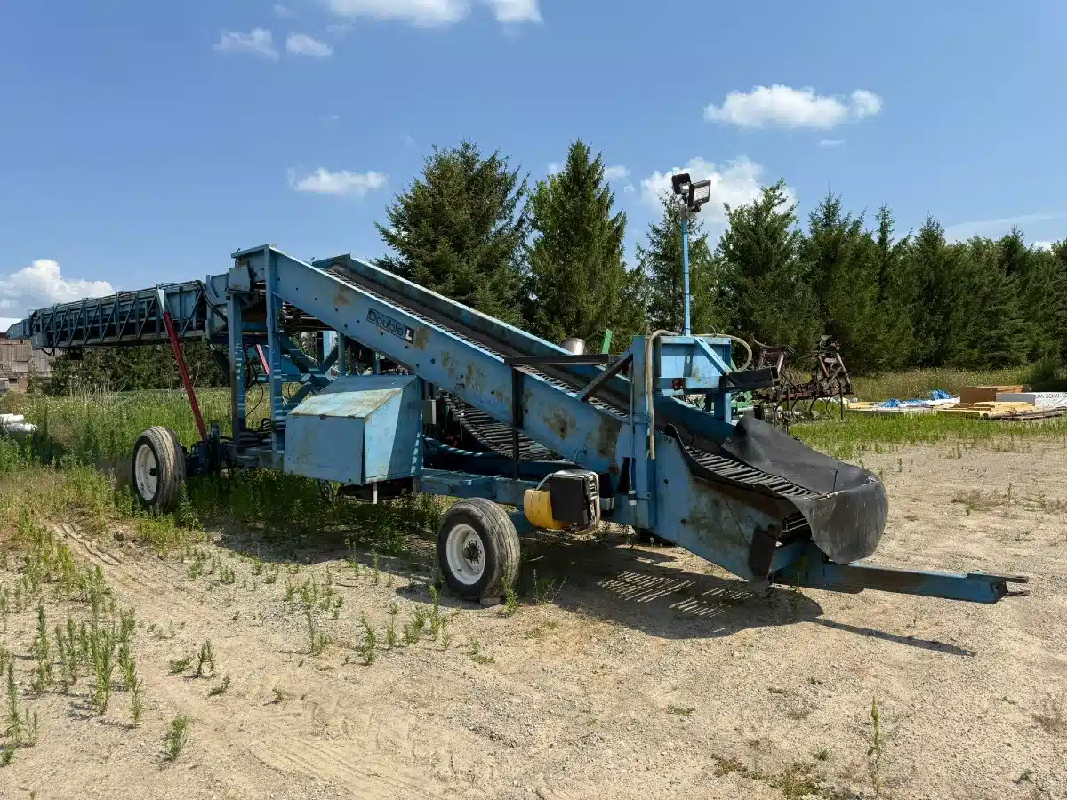 Gallery image 2 for Used Unspecified Haines Bin Piler Potato Equipment