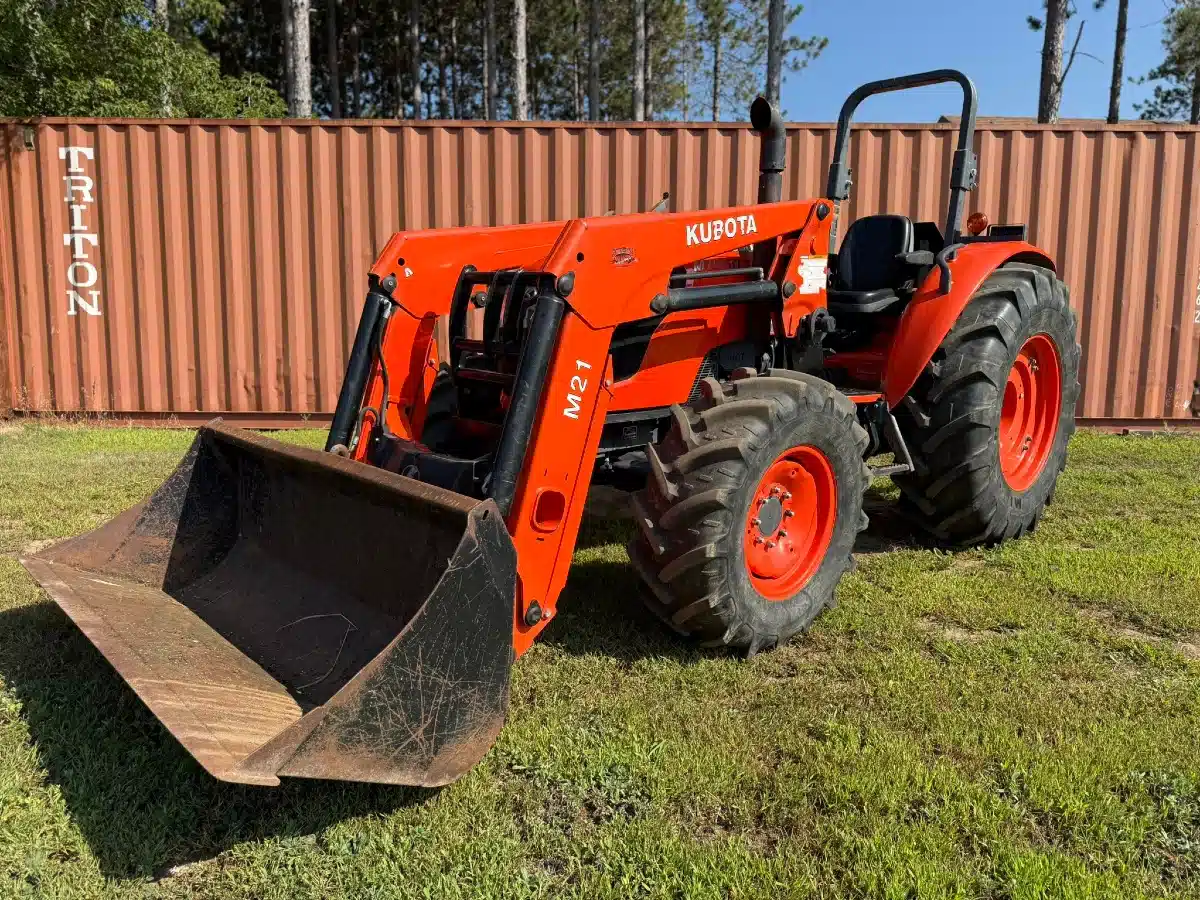 Gallery image 1 for Used 2018 Kubota M7060 Tractor