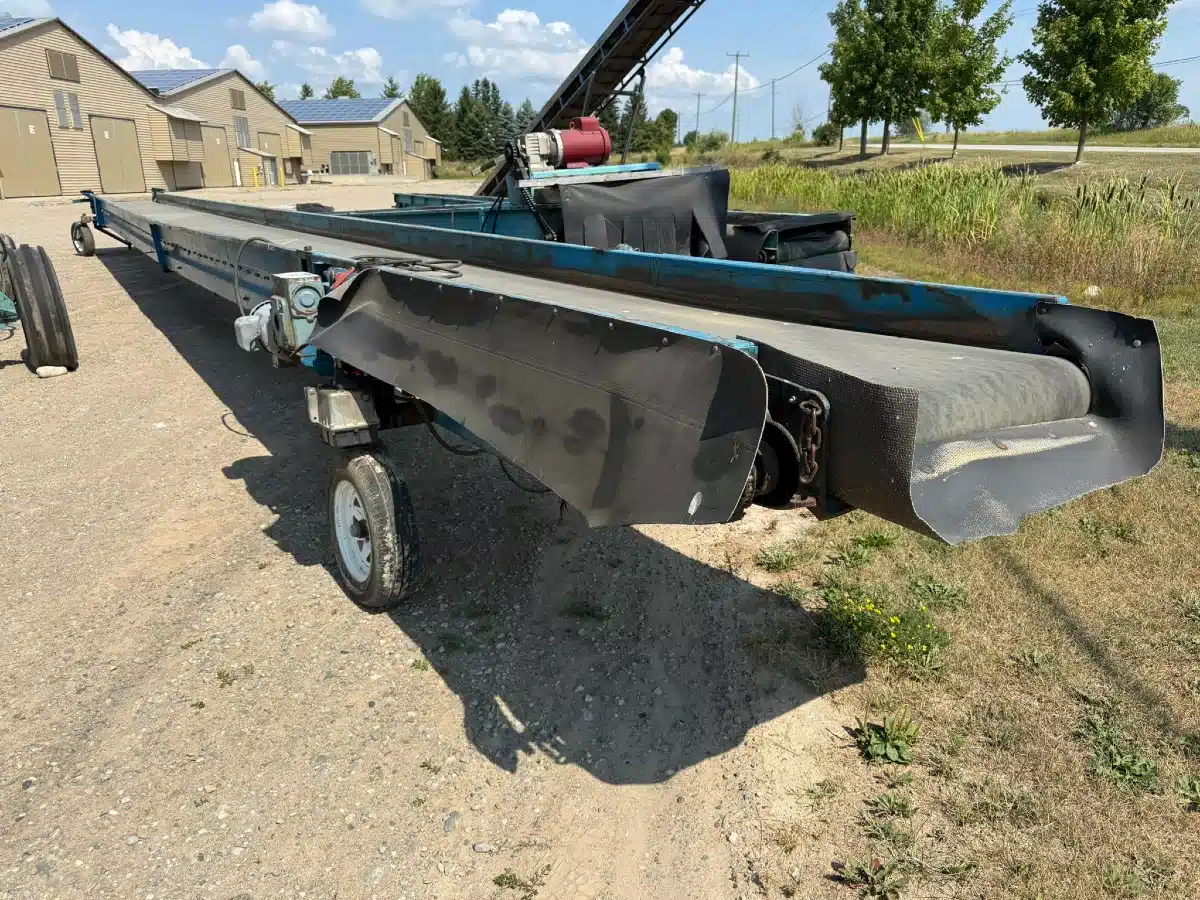 Gallery image 1 for Used Unspecified 54' Haines Conveyor Potato Equipment