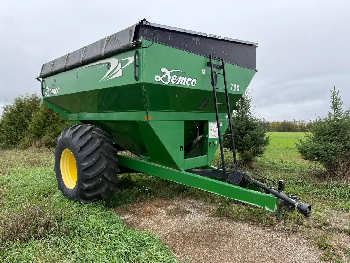Used Demco 750 Grain Cart